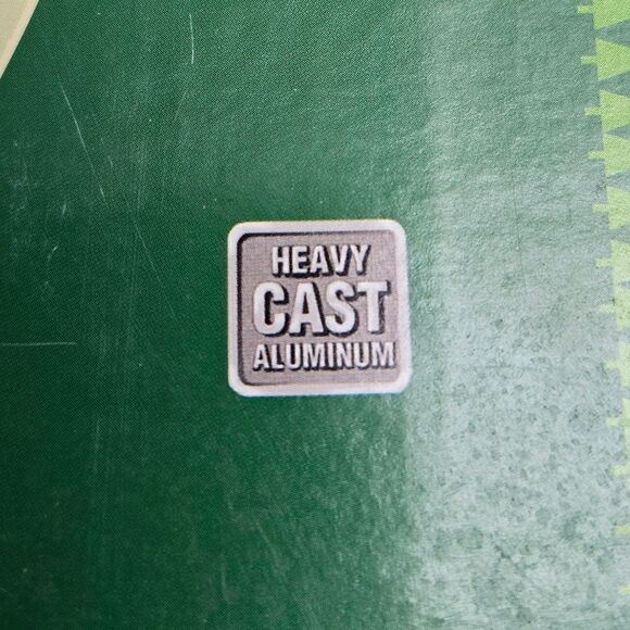 Nordic Ware Christmas Tree 3D Cast Aluminum Baking Pan new in box - Picture 4 of 11